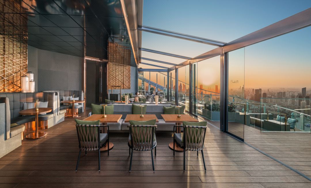 上海浦东丽思卡尔顿酒店外观图